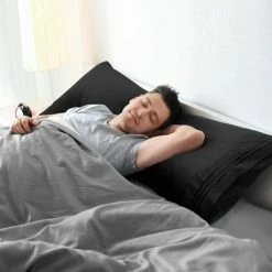 Best deal 😀 Brushed Microfiber Breathable Envelop Closure Pillow Cases - PiccoCasa 🤩